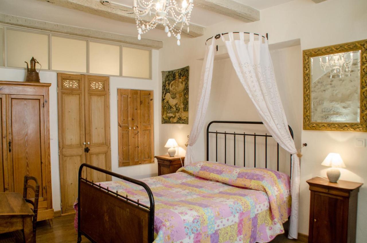 Hotel Les Remparts Venasque Eksteriør bilde