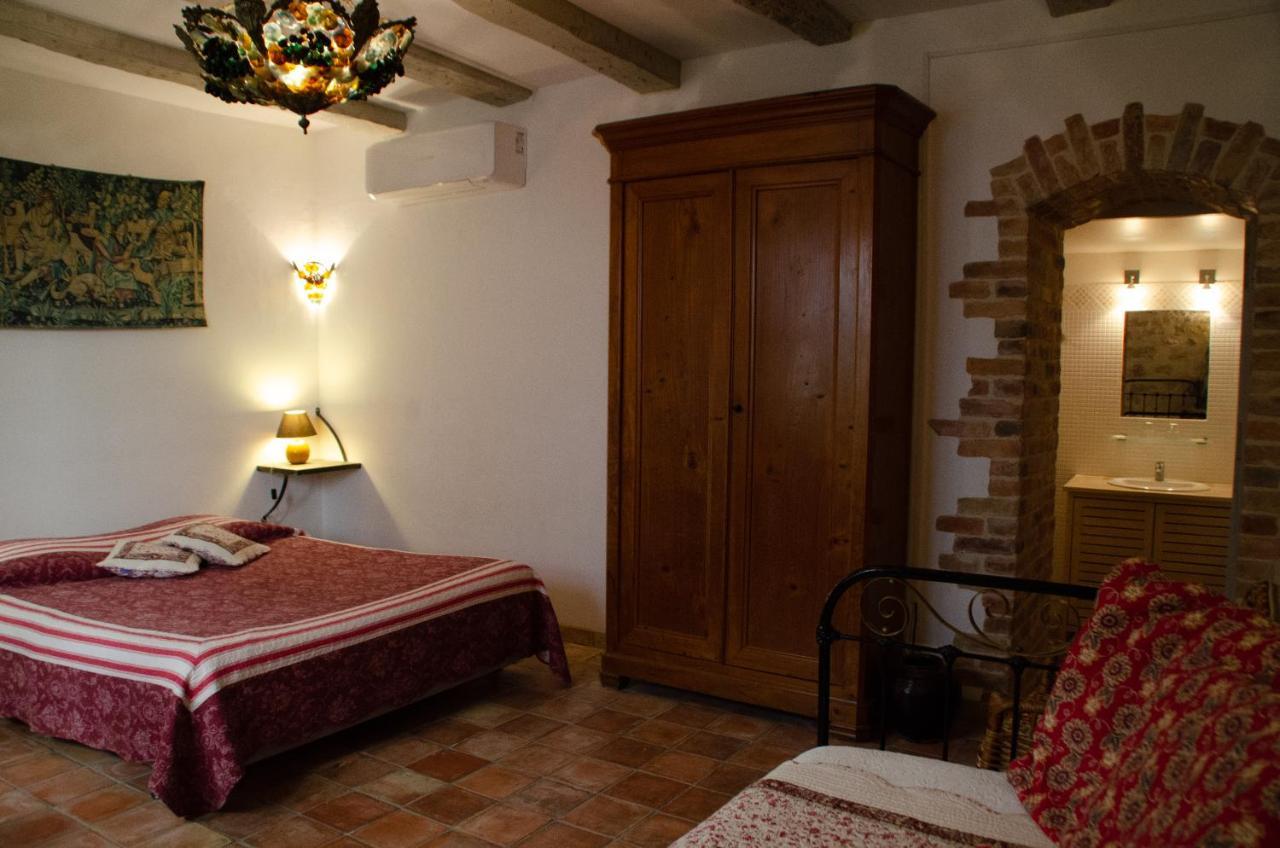 Hotel Les Remparts Venasque Eksteriør bilde